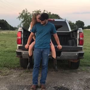 Meet your Posher, Sidney